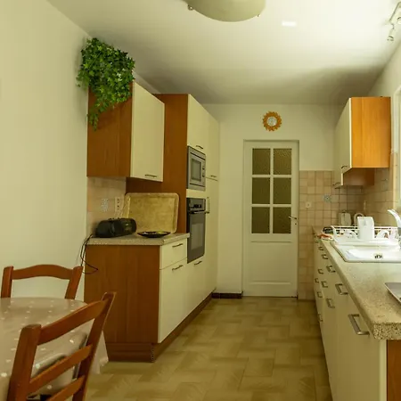 Maison Avec Jardin - Proche Centre-ville *