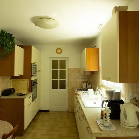 Maison Avec Jardin - Proche Centre-ville Vakantiehuis